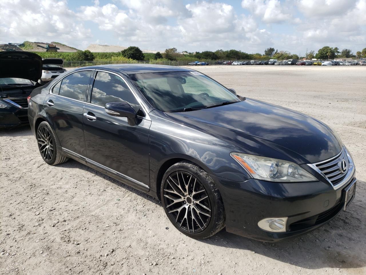 LEXUS ES 350 2010 with VIN JTHBK1EG8A2403078 - Photo from auction