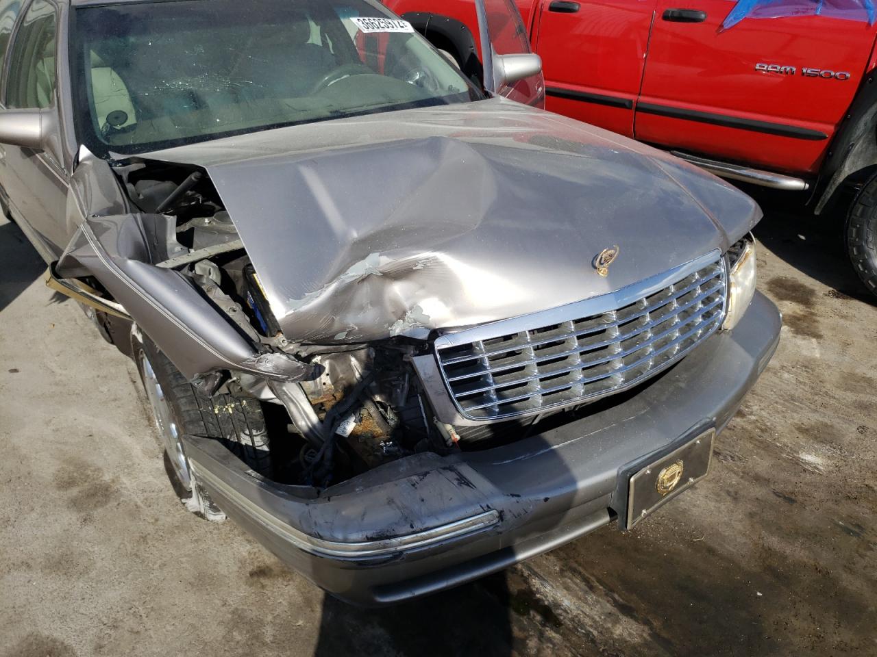 Photo 9 from auction – 1997 CADILLAC DEVILLE with VIN 1G6KD52Y0VU214907