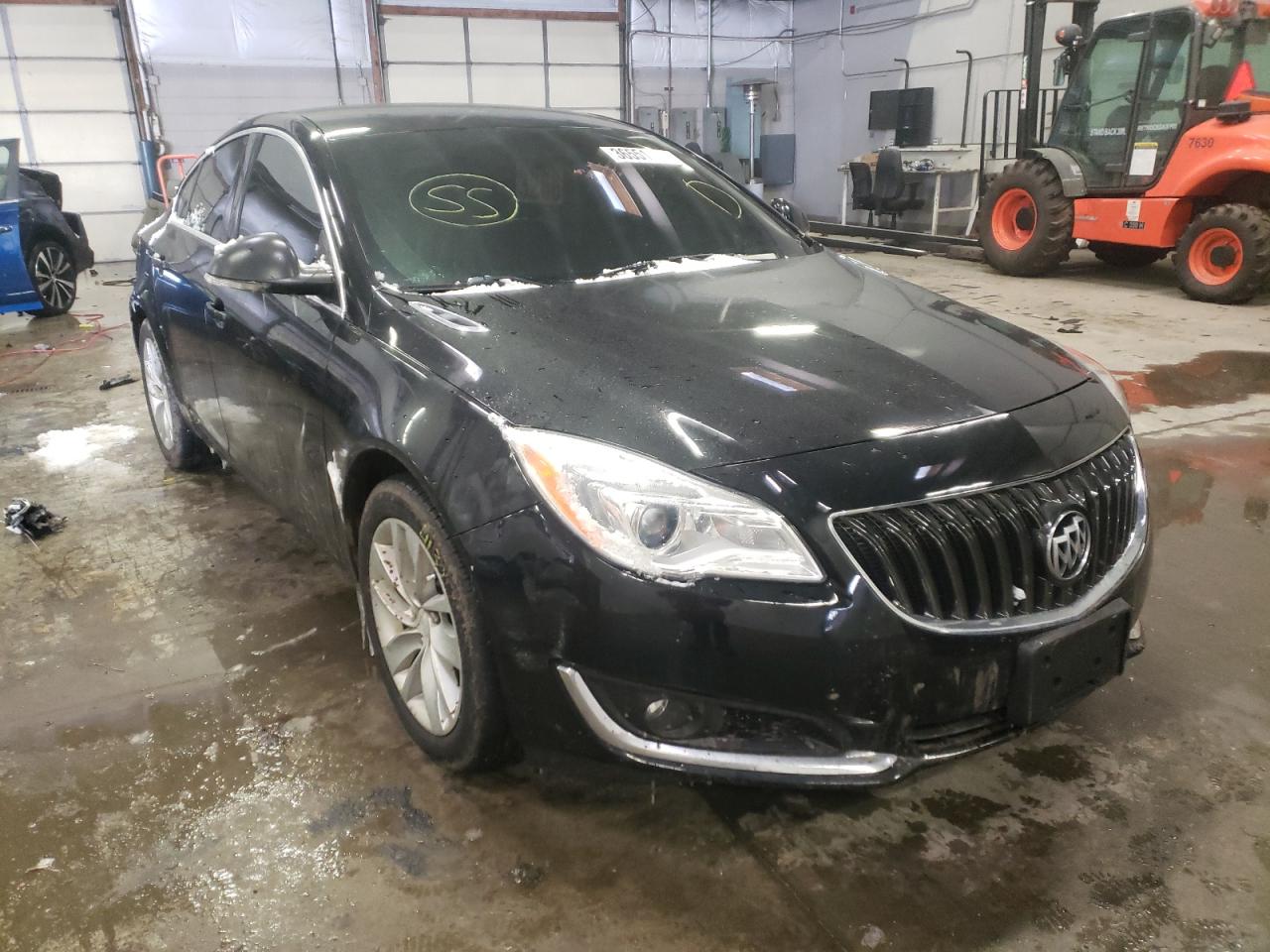 BUICK REGAL 2017 with VIN 2G4GM5EX8H9124309 - Photo from auction