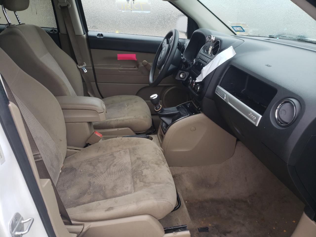 Photo 5 from auction – 2014 JEEP COMPASS SP with VIN 1C4NJCBA2ED536068