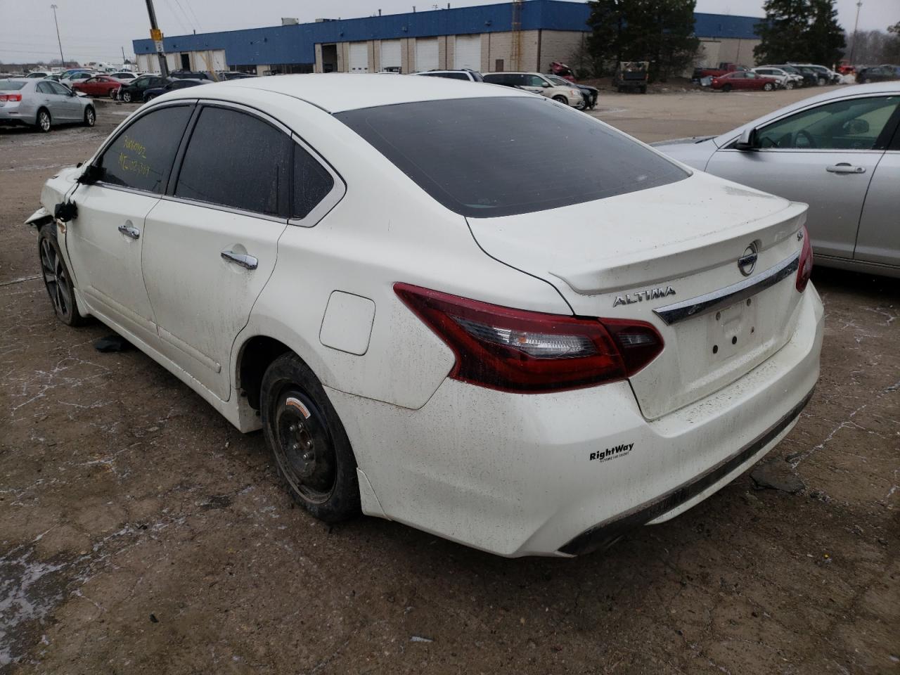 Photo 3 from auction – 2017 NISSAN ALTIMA 2.5 with VIN 1N4AL3AP7HC484581