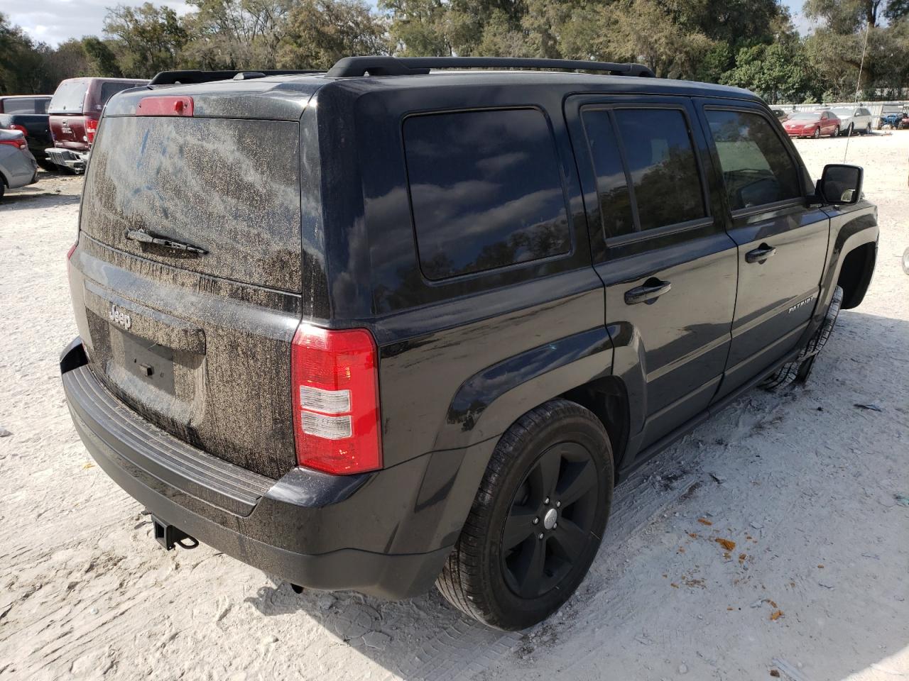 Photo 4 from auction – 2014 JEEP PATRIOT SP with VIN 1C4NJPBB1ED893726