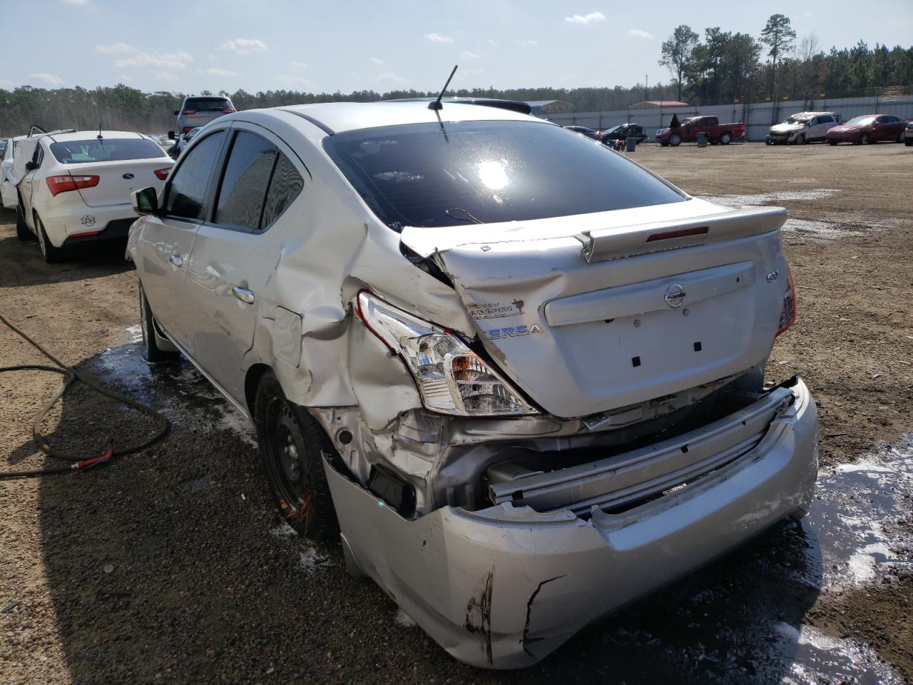 Photo 3 from auction – 2018 NISSAN VERSA S with VIN 3N1CN7AP2JL883108