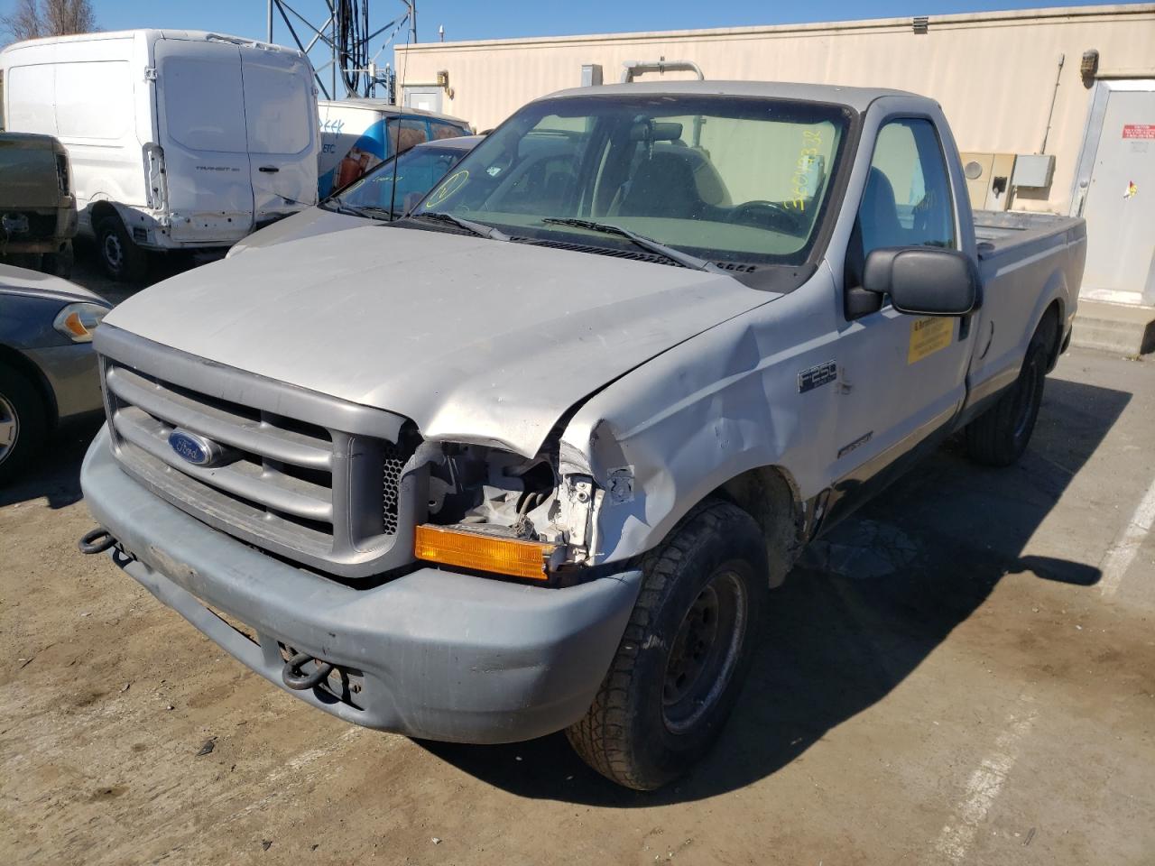 Photo 2 from auction – 2000 FORD F250 SUPER with VIN 3FTNF20F4YMA60036