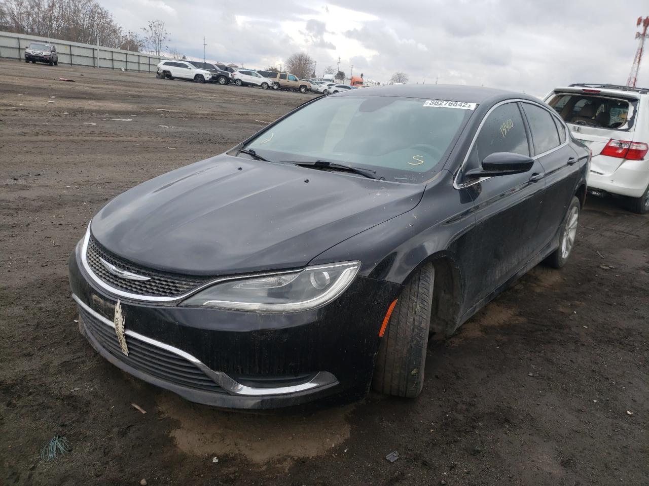 Photo 2 from auction – 2015 CHRYSLER 200 LIMITE with VIN 1C3CCCAB6FN527756