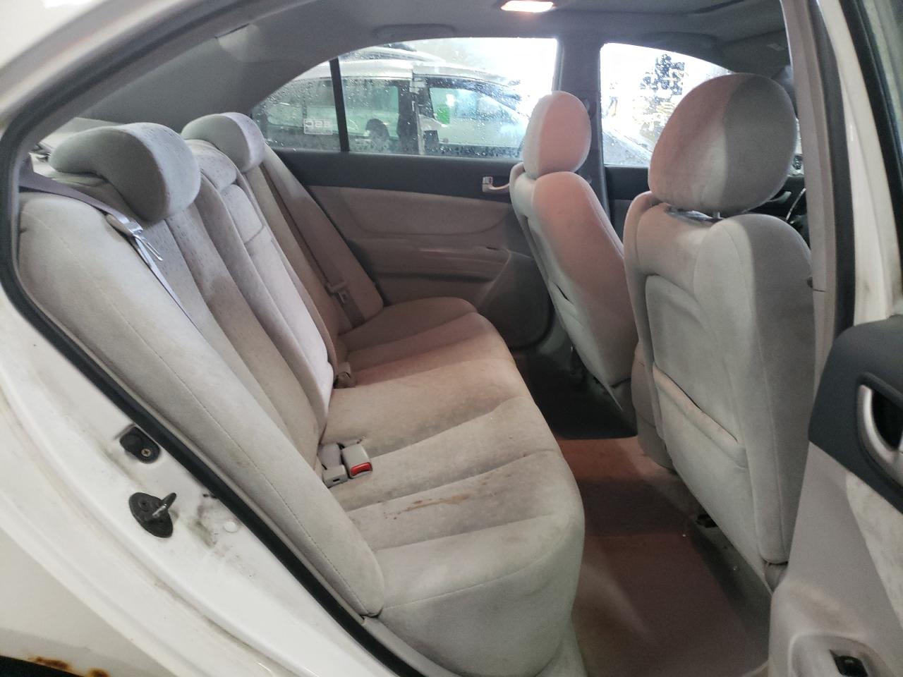 Photo 6 from auction – 2007 HYUNDAI SONATA GLS with VIN 5NPET46C07H286449