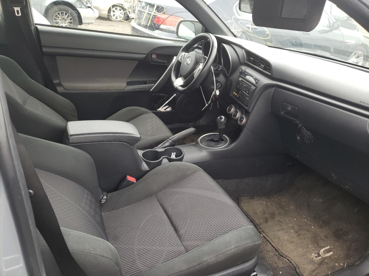 Photo 5 from auction – 2012 TOYOTA SCION TC with VIN JTKJF5C75C3043429
