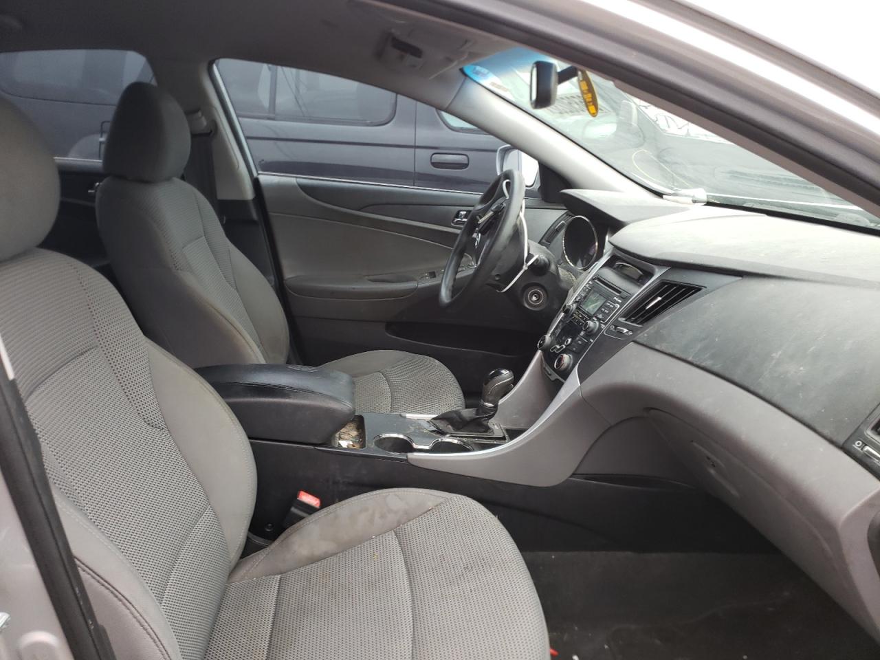 Photo 5 from auction – 2011 HYUNDAI SONATA GLS with VIN 5NPEB4AC9BH245594