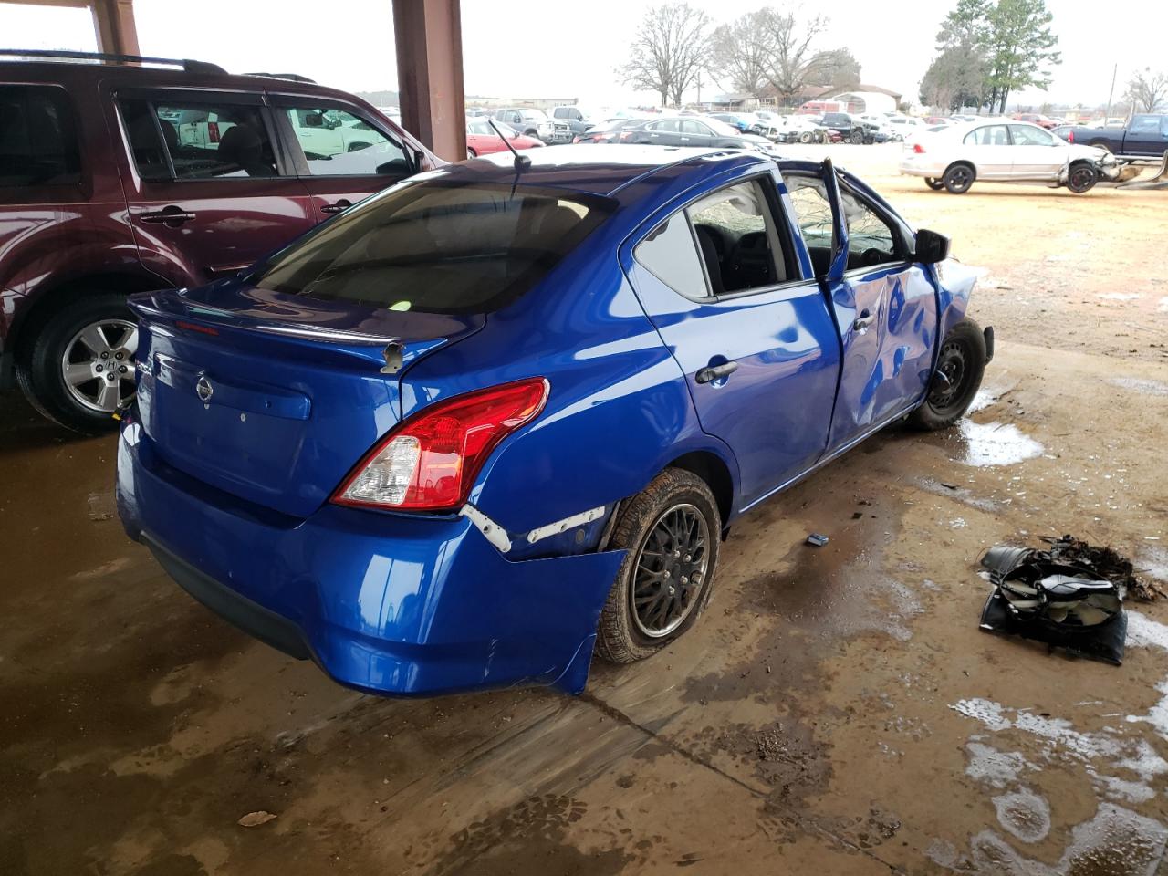 Photo 4 from auction – 2017 NISSAN VERSA S with VIN 3N1CN7AP2HL898881