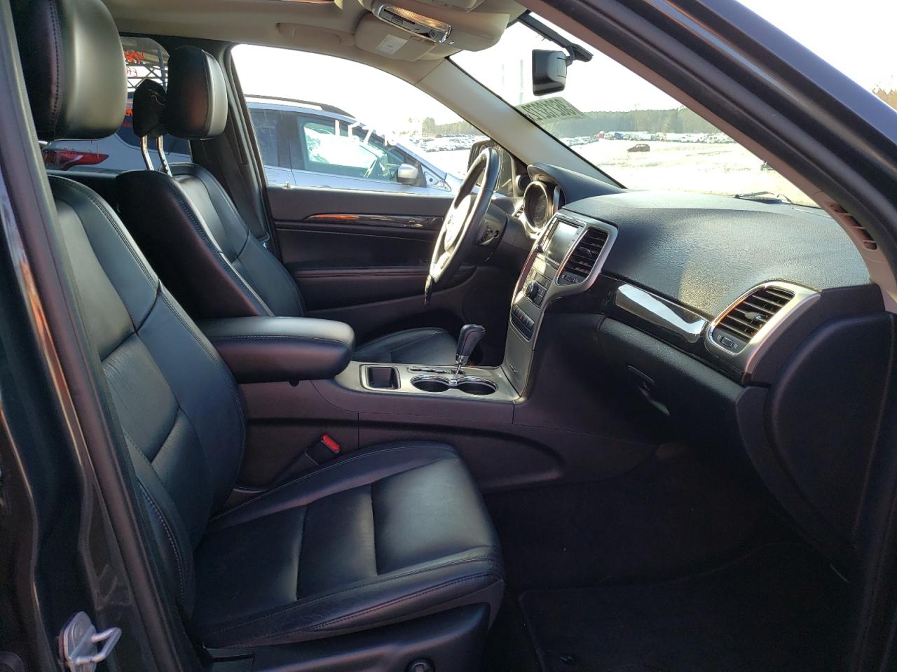 Photo 5 from auction – 2011 JEEP GRAND CHER with VIN 1J4RS4GG8BC719746