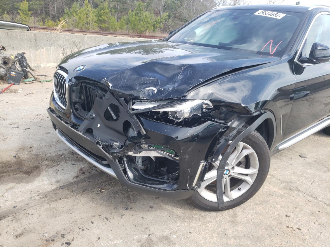 Photo 10 from auction – 2019 BMW X3 SDRIVE3 with VIN 5UXTR7C50KLR39720