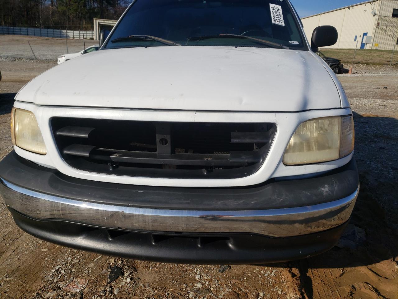 Photo 9 from auction – 2001 FORD F150 with VIN 1FTZF17251NB54095