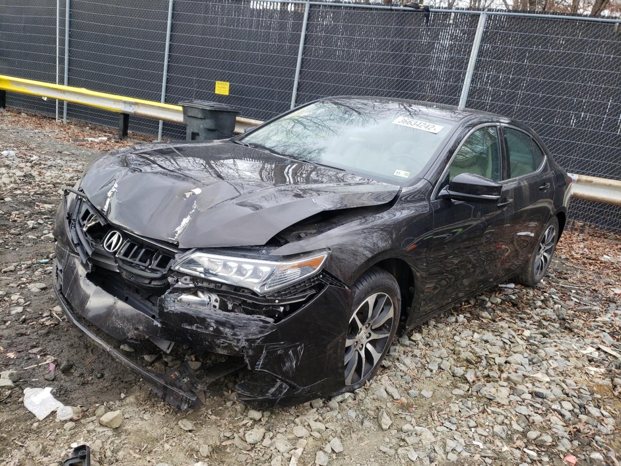 Photo 2 from auction – 2015 ACURA TLX TECH with VIN 19UUB1F57FA010713