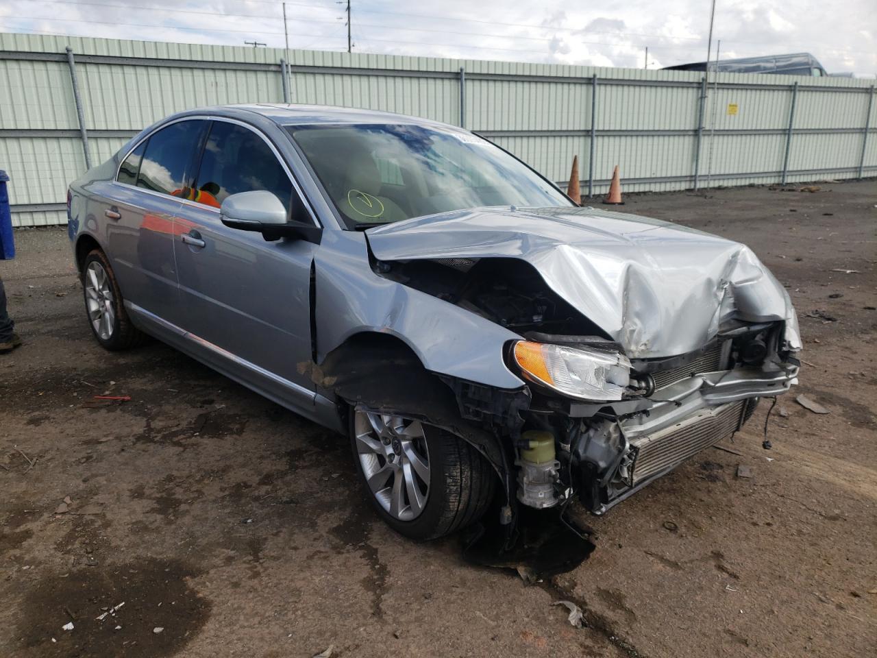 VOLVO S80 T6 2014 with VIN YV1902AH9E1179013 - Photo from auction