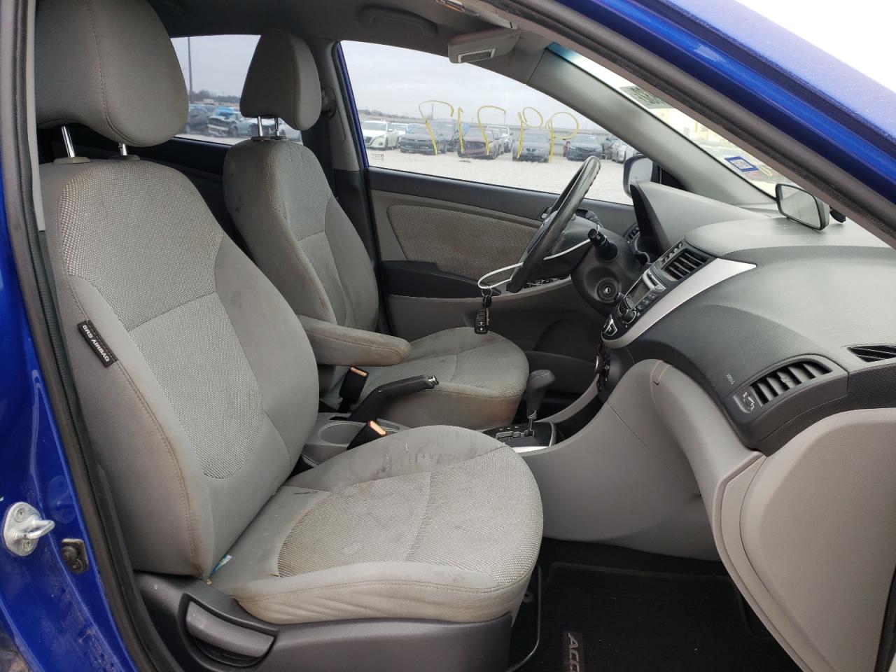 Photo 5 from auction – 2013 HYUNDAI ACCENT GLS with VIN KMHCT4AE0DU528234