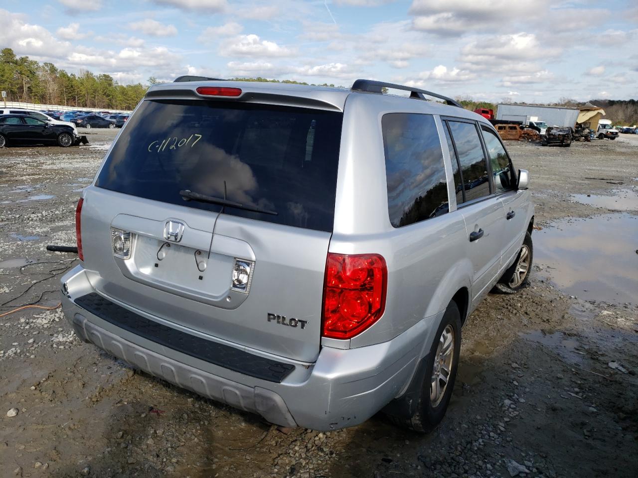 Photo 4 from auction – 2004 HONDA PILOT EXL with VIN 2HKYF18644H542288