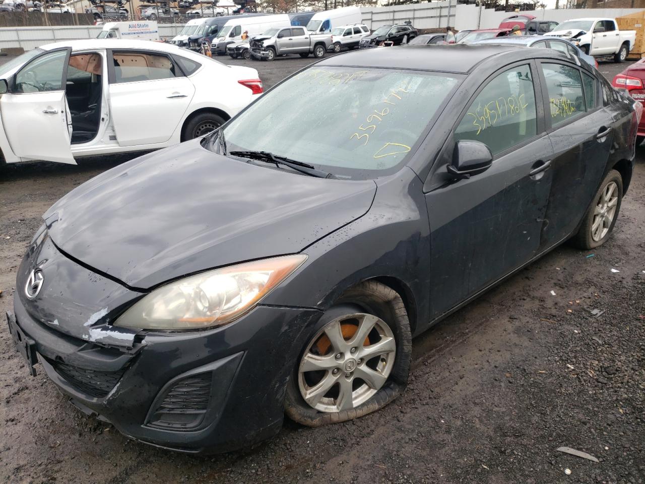 Photo 2 from auction – 2011 MAZDA 3 I with VIN JM1BL1VG3B1448919