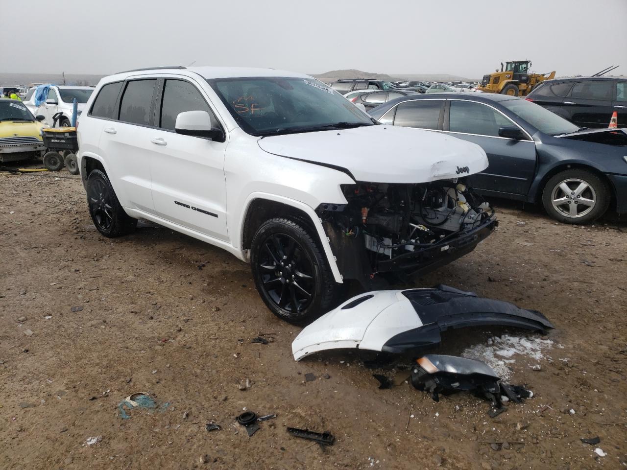 JEEP GRAND CHER 2017 with VIN 1C4RJFAG3HC792772 - Photo from auction