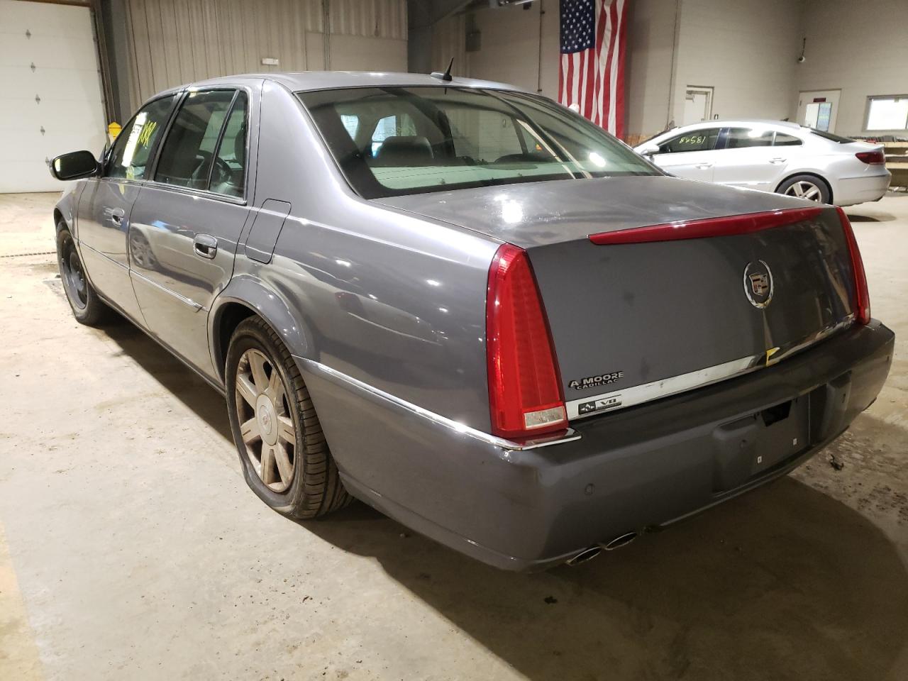 Photo 3 from auction – 2007 CADILLAC DTS with VIN 1G6KD57Y77U211966