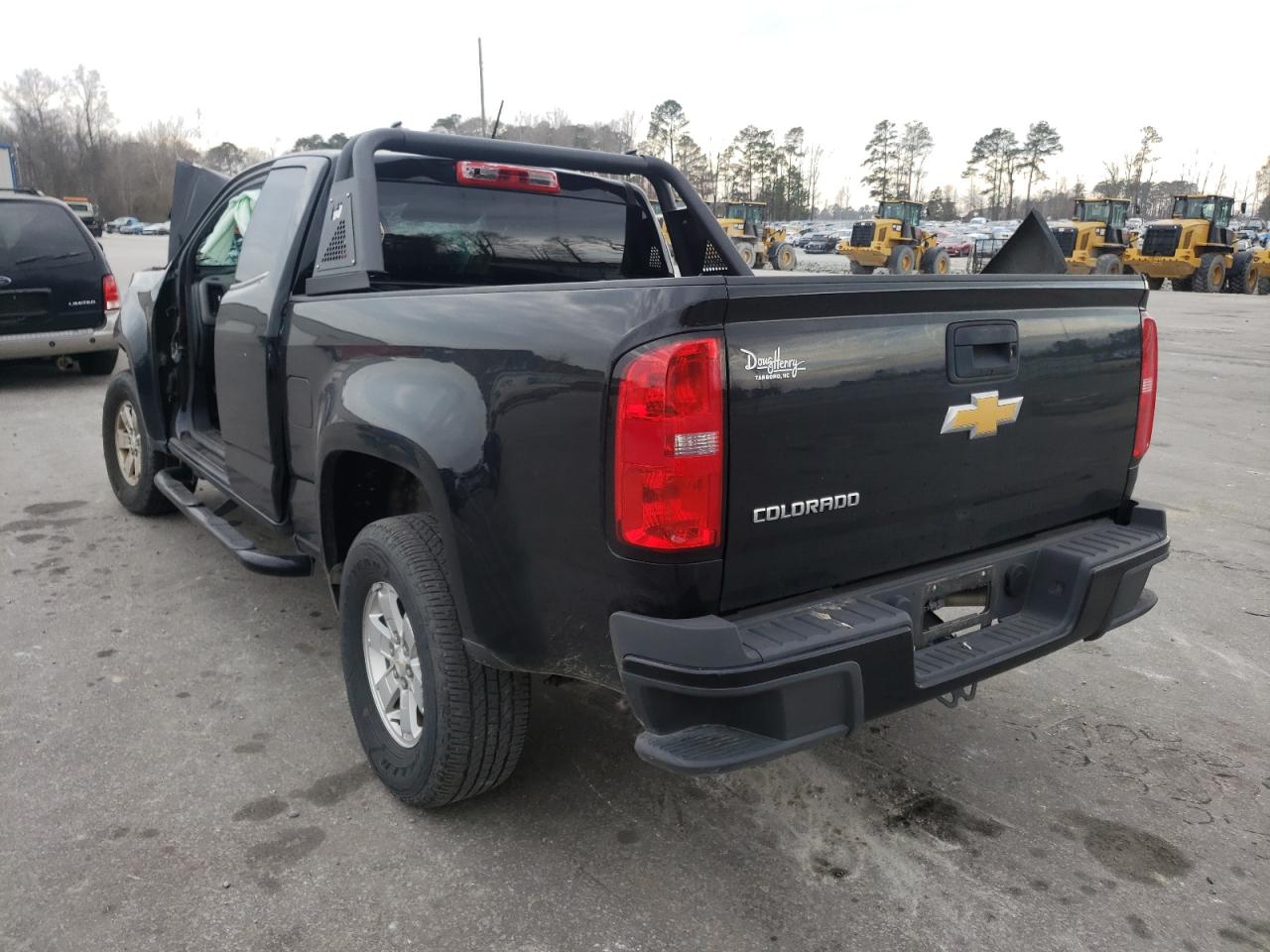Photo 3 from auction – 2019 CHEVROLET COLORADO with VIN 1GCHSBEA2K1186731