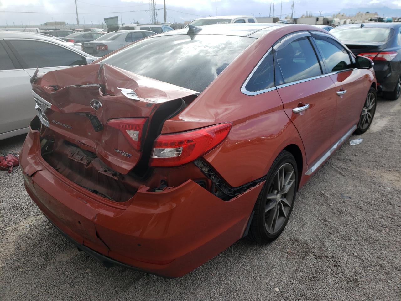 Photo 4 from auction – 2015 HYUNDAI SONATA SPO with VIN 5NPE34AB7FH045016