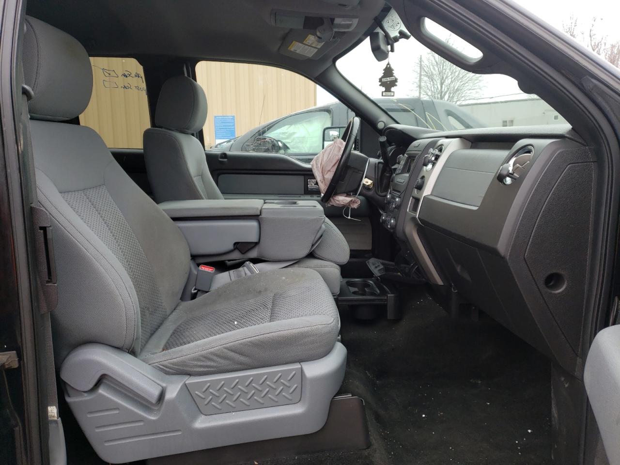 Photo 5 from auction – 2013 FORD F150 SUPER with VIN 1FTFX1CF1DFA88894