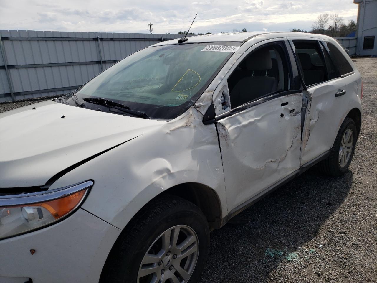 Photo 9 from auction – 2011 FORD EDGE SE with VIN 2FMDK3GC5BBB44752
