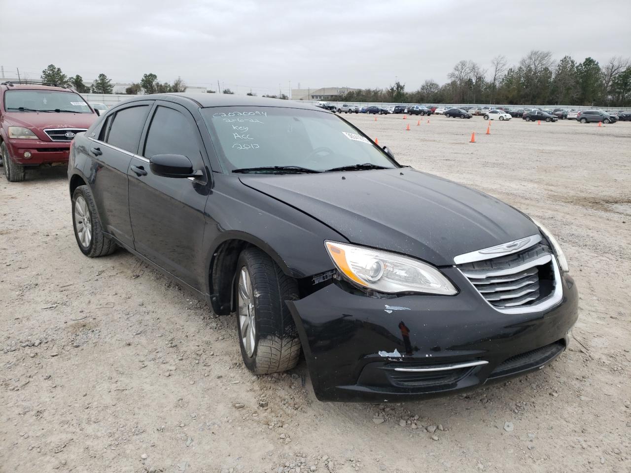 صورة رقم 1 من المزاد - 2013 CHRYSLER 200 TOURIN مع VIN 1C3CCBBB1DN764080