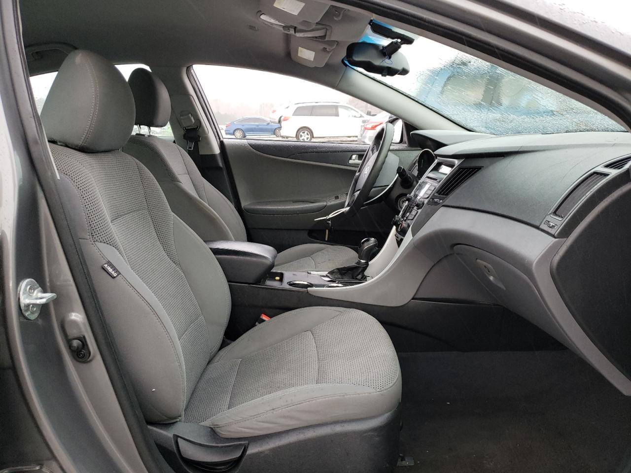 Photo 5 from auction – 2013 HYUNDAI SONATA GLS with VIN 5NPEB4AC2DH652451
