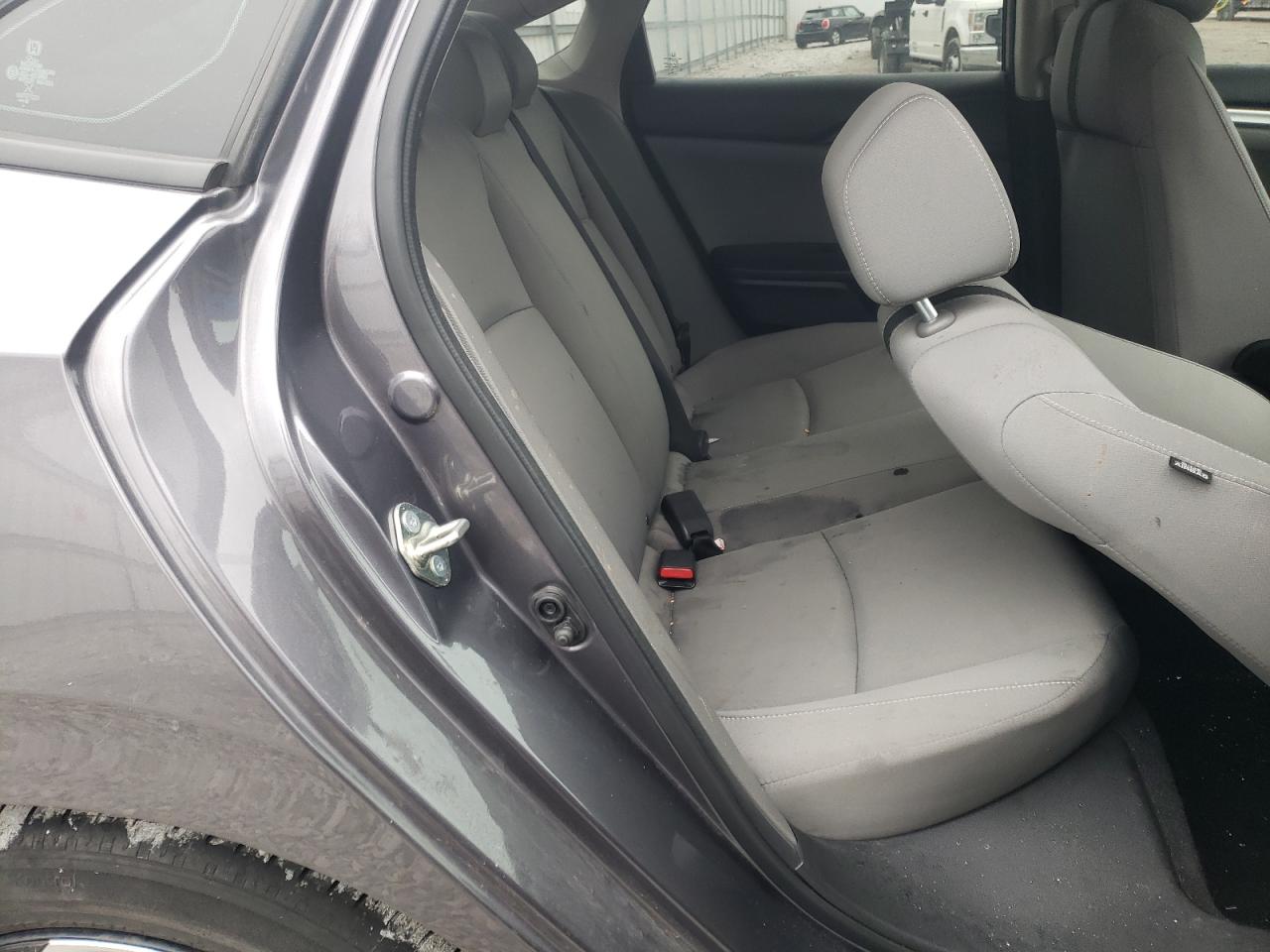 Photo 6 from auction – 2017 HONDA CIVIC LX with VIN 19XFC2F53HE049924