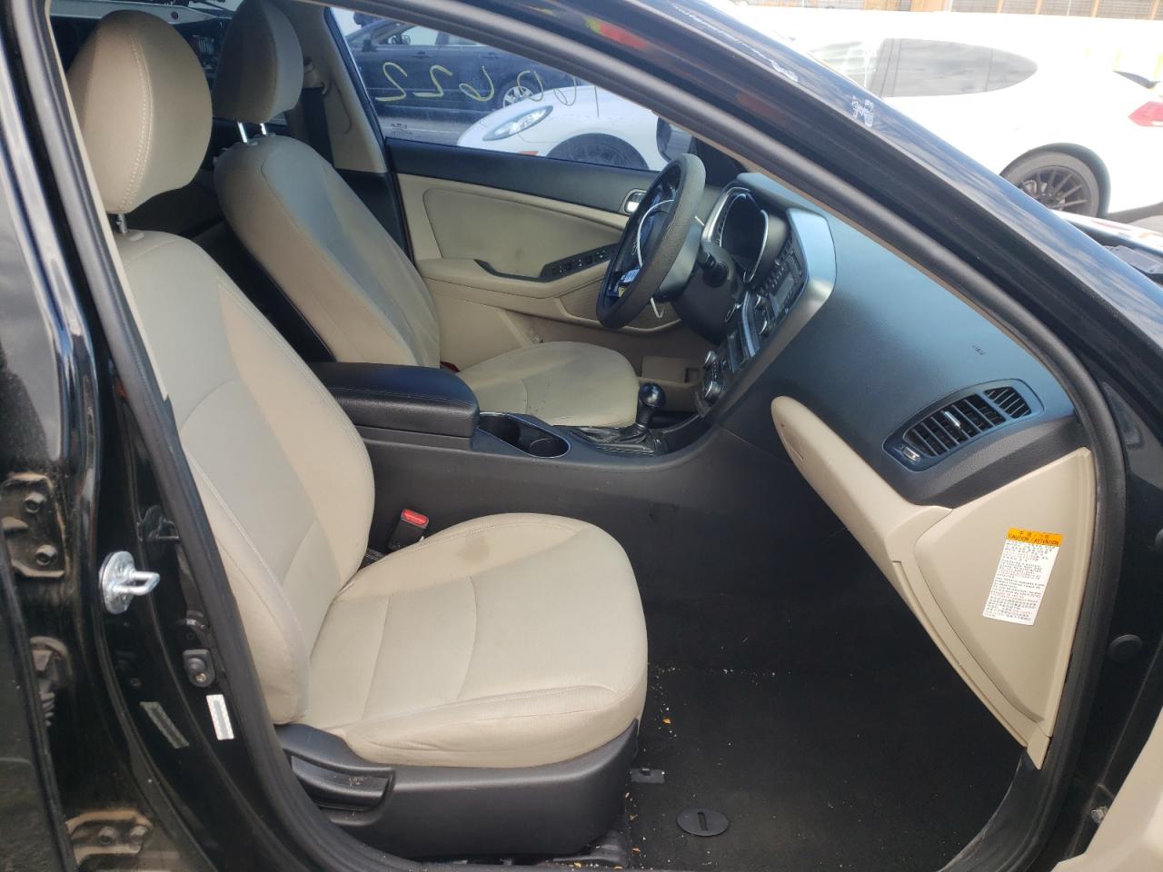 Photo 5 from auction – 2015 KIA OPTIMA HYB with VIN KNAGM4AD0F5083319