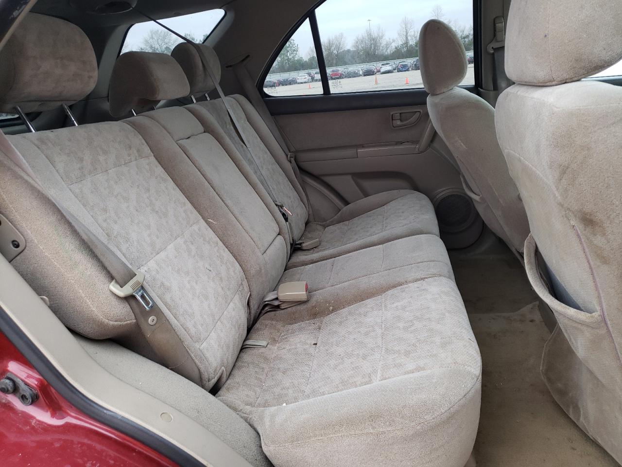 Photo 6 from auction – 2005 KIA SORENTO EX with VIN KNDJD733655379961
