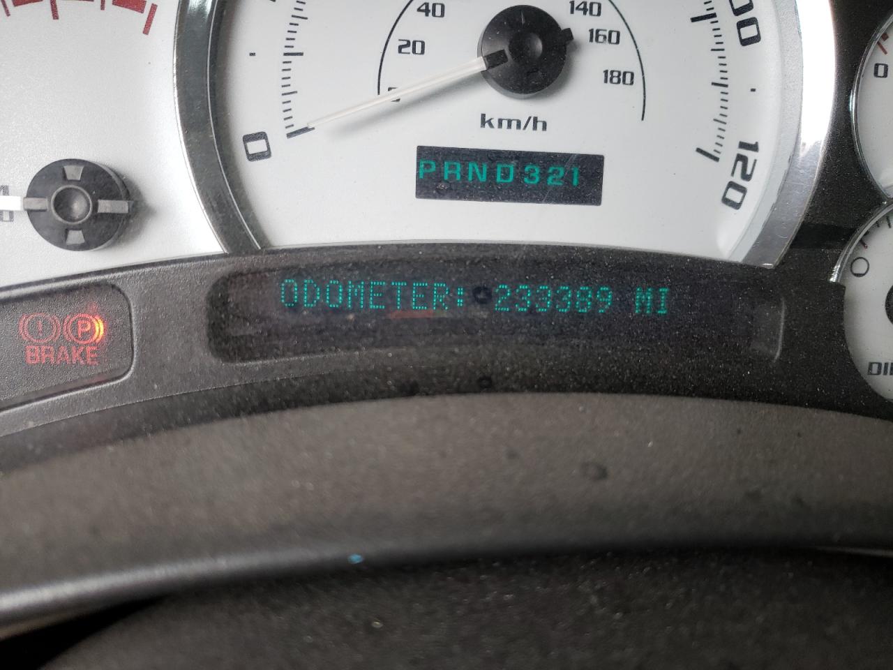 Photo 8 from auction – 2004 CHEVROLET SILVERADO with VIN 1GCHK23134F114249