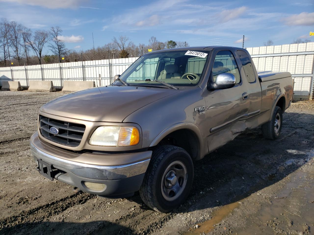 Photo 2 from auction – 2003 FORD F150 with VIN 1FTRX18W53NB33250