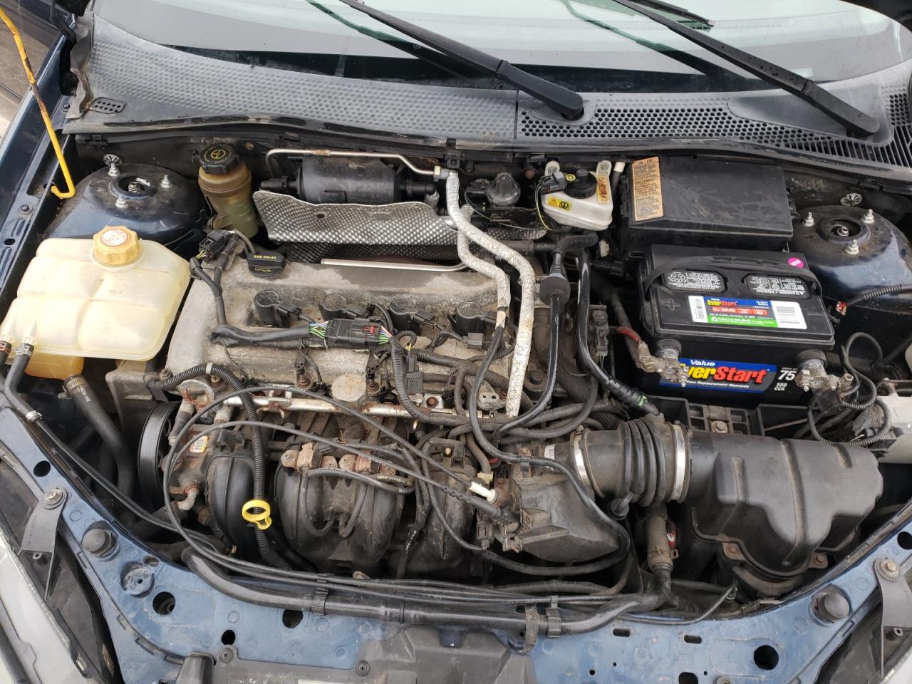 Photo 7 from auction – 2004 FORD FOCUS ZX5 with VIN 3FAFP37Z84R101617
