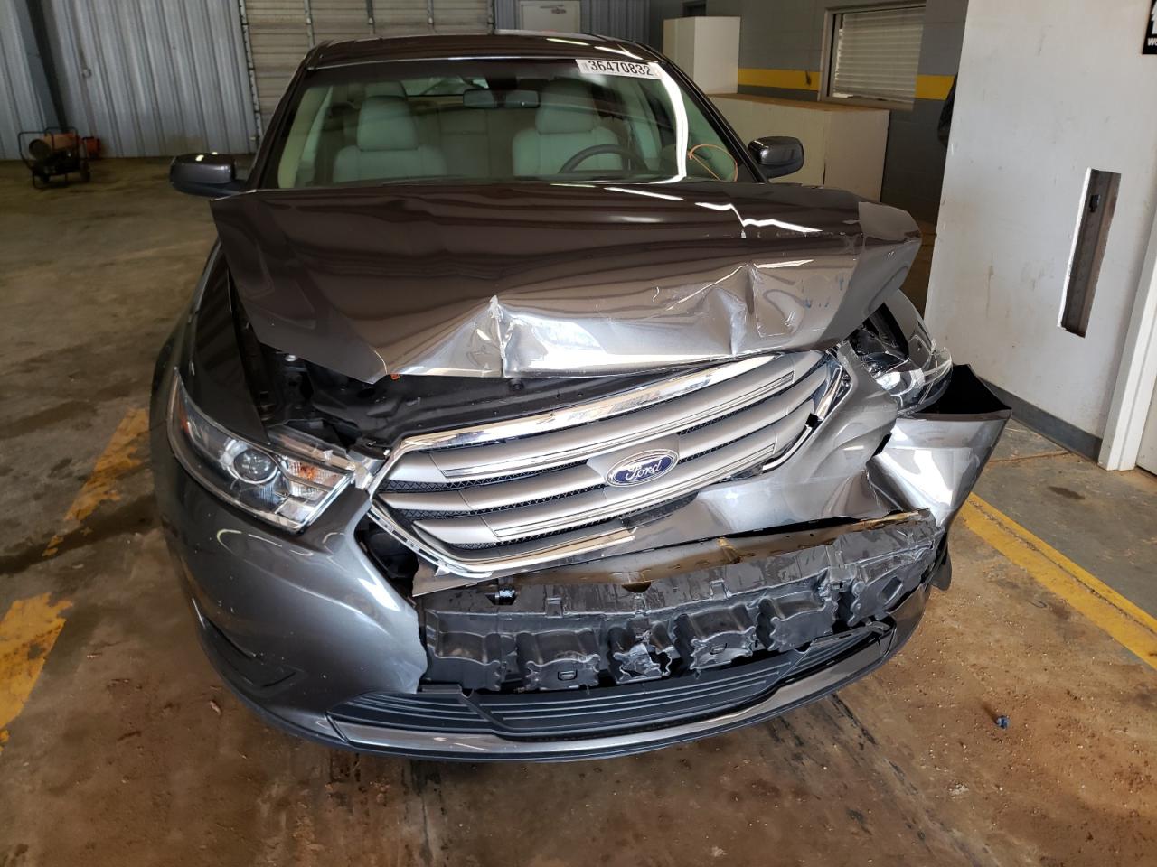 Photo 9 from auction – 2016 FORD TAURUS SEL with VIN 1FAHP2E86GG155930