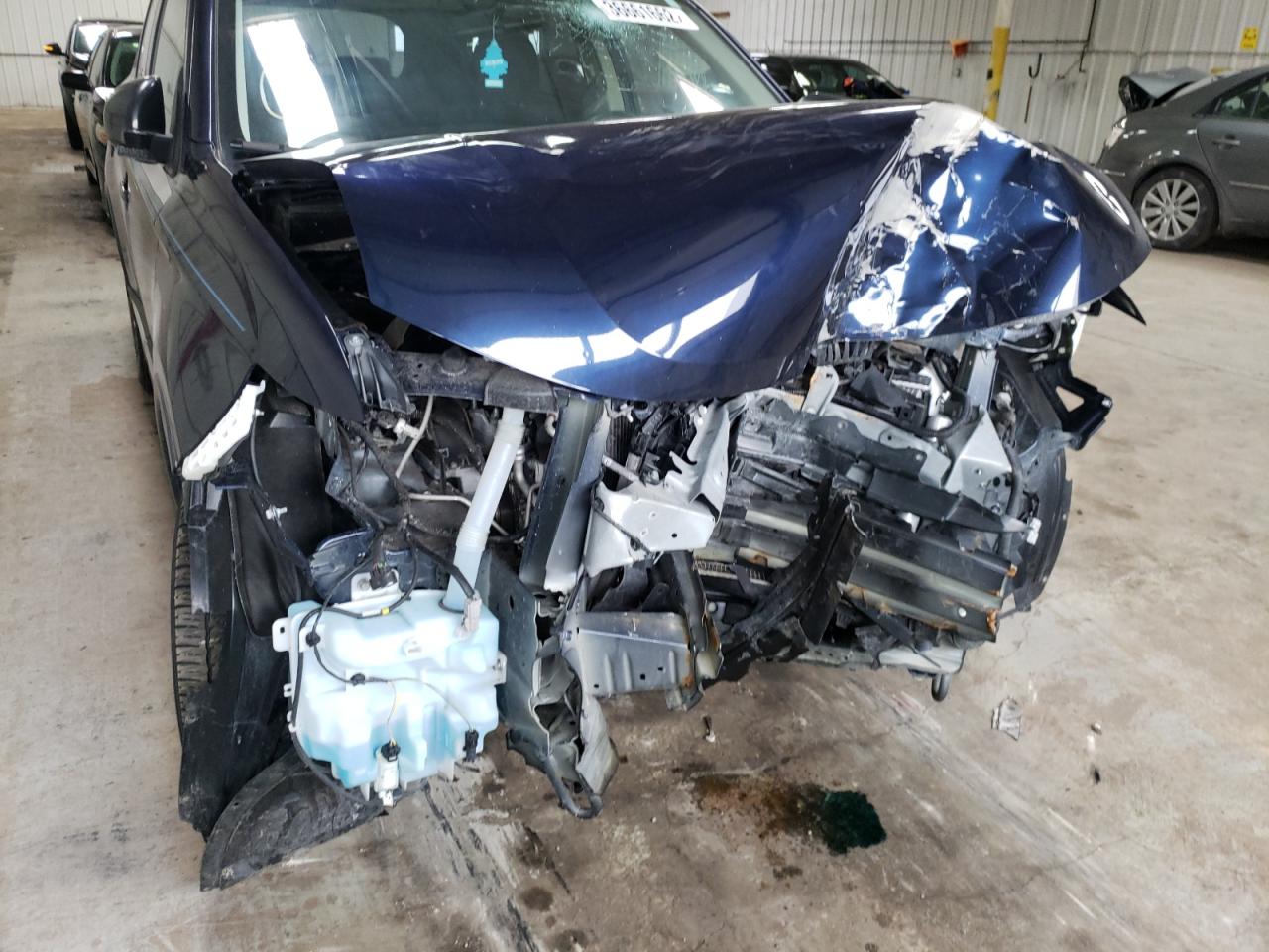 Photo 9 from auction – 2017 MITSUBISHI OUTLANDER with VIN JA4AD2A38HZ067783