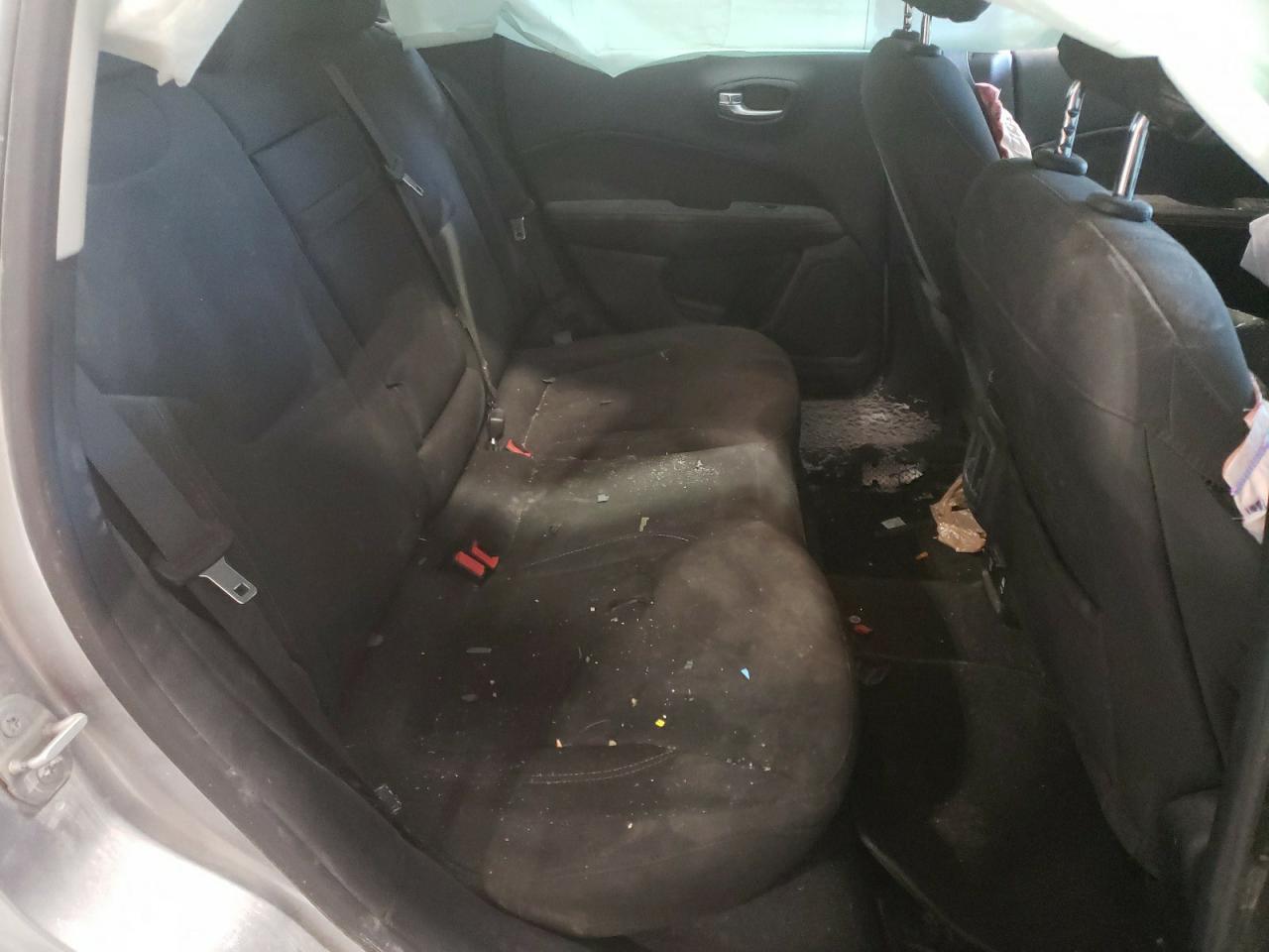 Photo 6 from auction – 2018 JEEP COMPASS SP with VIN 3C4NJCAB3JT468300