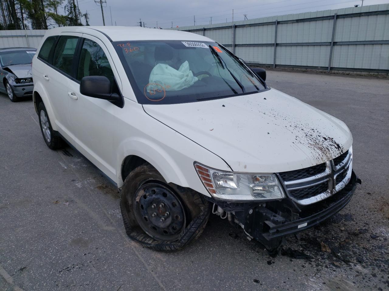 DODGE JOURNEY SE 2015 with VIN 3C4PDCAB5FT587876 - Photo from auction