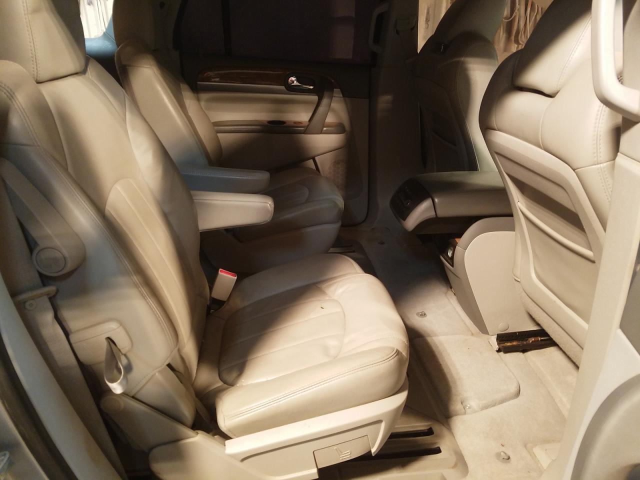 Photo 6 from auction – 2012 BUICK ENCLAVE with VIN 5GAKRCED4CJ263202