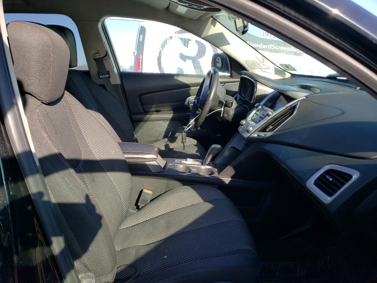 Foto 5 de la subasta – 2015 GMC TERRAIN SL con VIN 2GKFLWE38F6218411