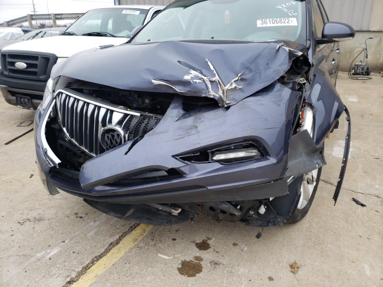 Photo 9 from auction – 2013 BUICK ENCLAVE with VIN 5GAKRDKD8DJ154205