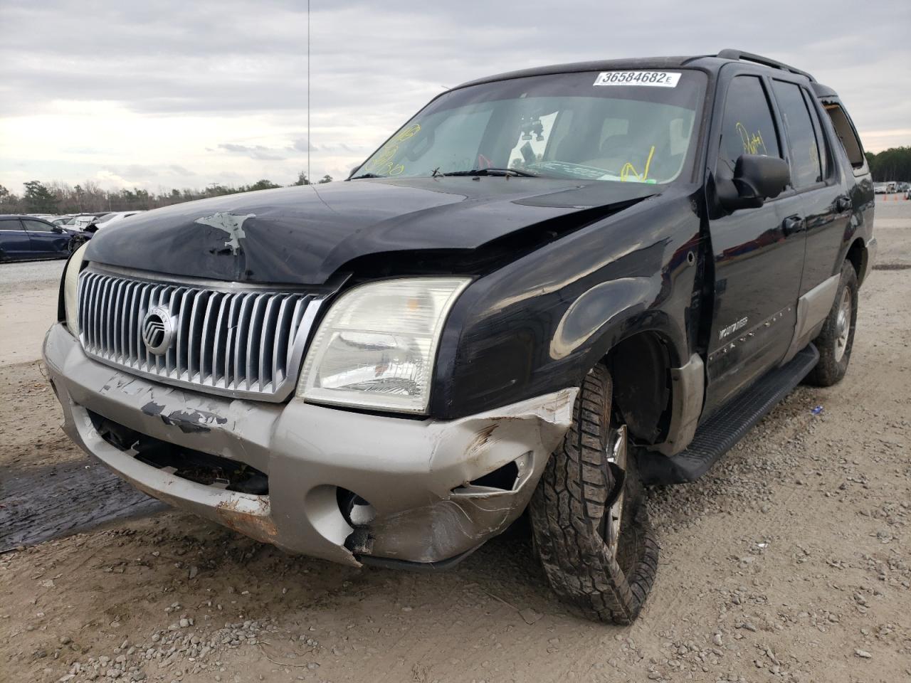 Photo 2 from auction – 2002 MERCURY MOUNTAINEE with VIN 4M2ZU66E52UJ23199