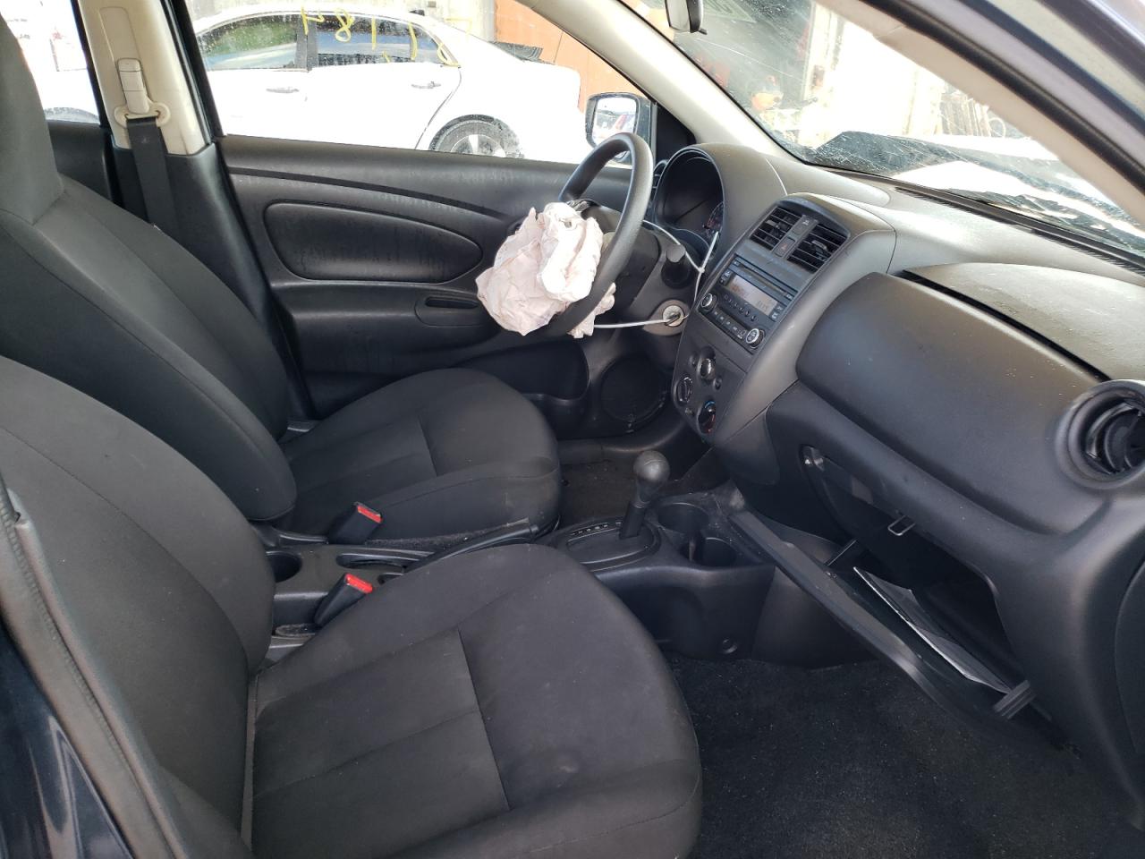 Photo 5 from auction – 2016 NISSAN VERSA S with VIN 3N1CN7AP2GL915922