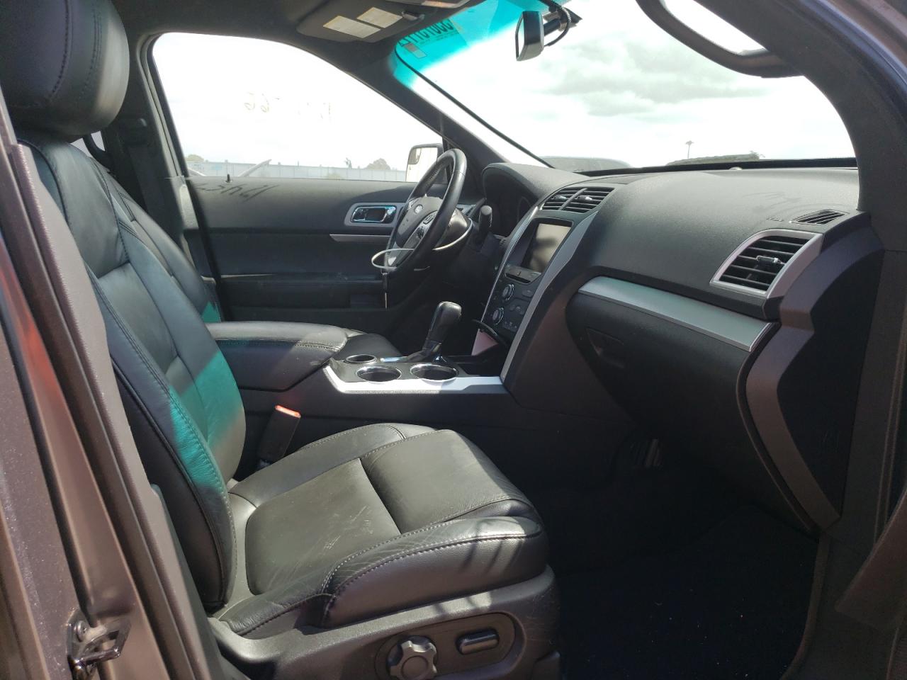 Photo 5 from auction – 2014 FORD EXPLORER X with VIN 1FM5K7D81EGA48478