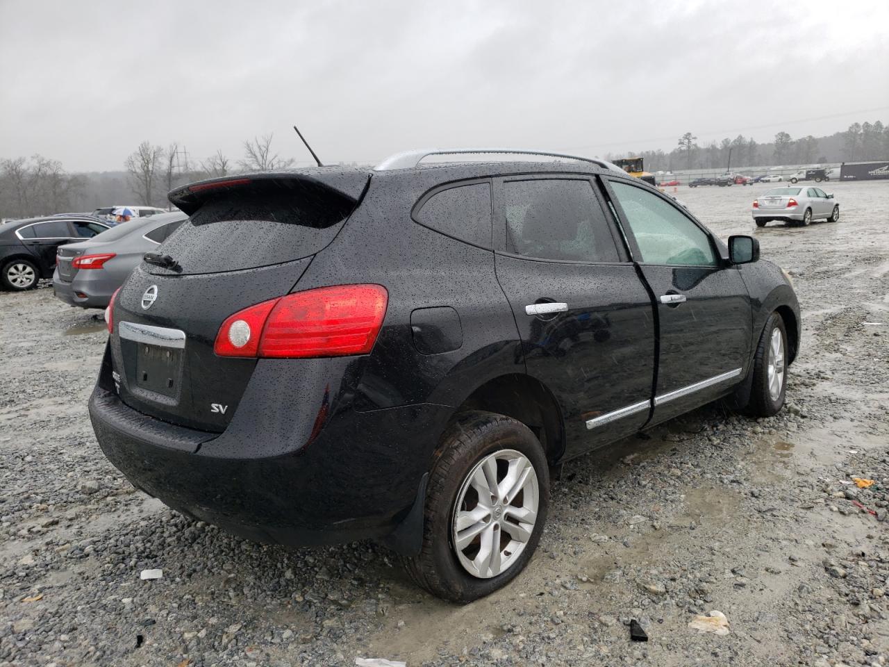 Photo 4 from auction – 2013 NISSAN ROGUE S with VIN JN8AS5MT5DW503143