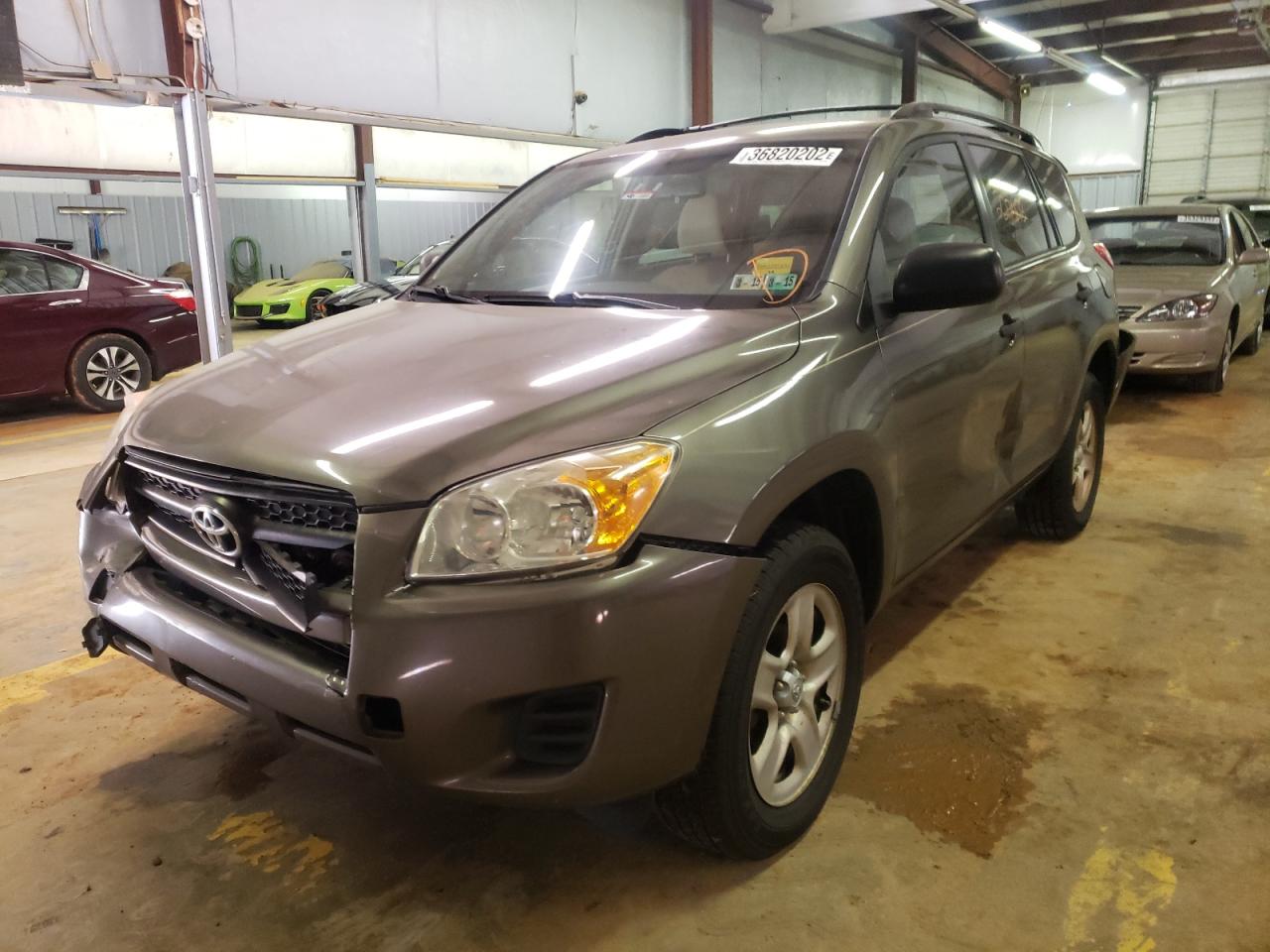 Photo 2 from auction – 2011 TOYOTA RAV4 with VIN JTMBF4DV3B5039496