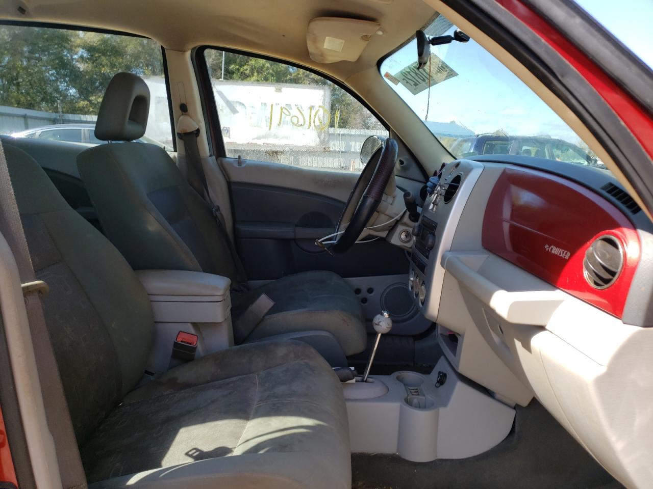 Photo 5 from auction – 2006 CHRYSLER PT CRUISER with VIN 3A4FY48B06T237450