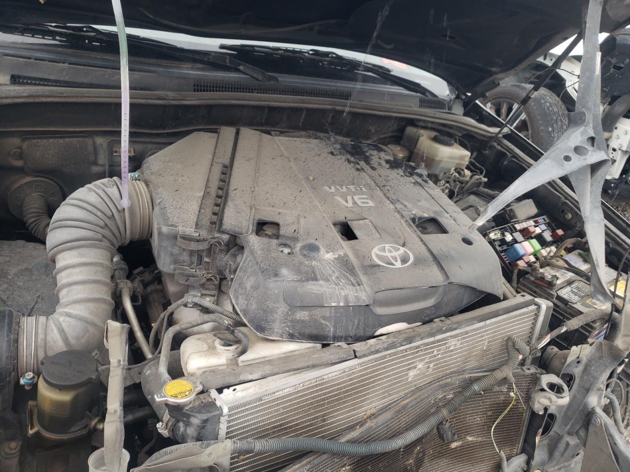 Photo 7 from auction – 2004 TOYOTA 4RUNNER SR with VIN JTEZU14R240017605