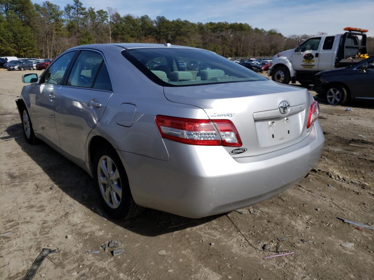 Photo 3 from auction – 2011 TOYOTA CAMRY BASE with VIN 4T1BF3EK9BU765346